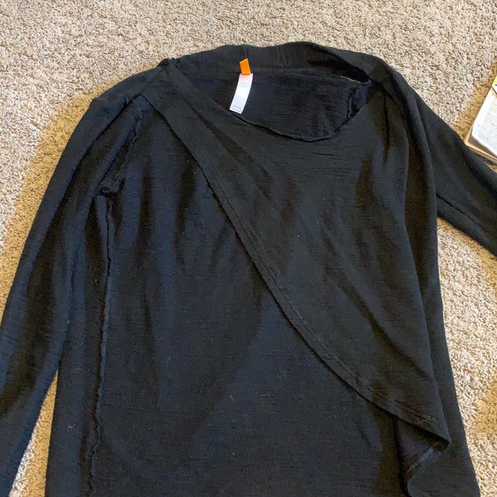 Lucy small wrap thrown on shirt